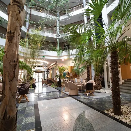 Mendan Magic & Wellness Отель Залакарош