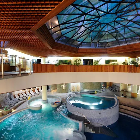Отель Mendan Magic & Wellness
