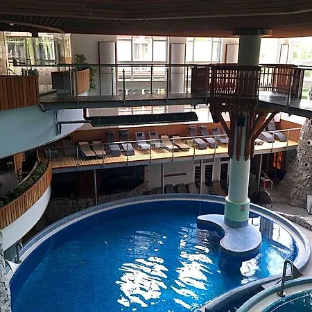 Mendan Magic & Wellness