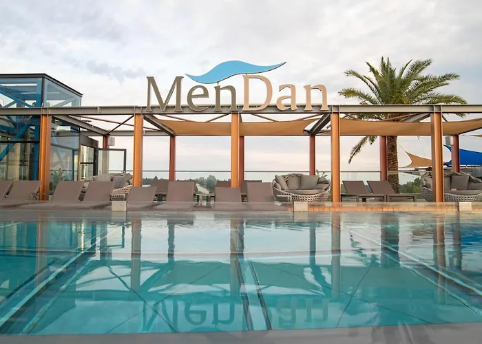 Mendan Magic & Wellness מלון 4*