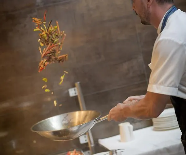 メンダン マジック スパ ＆ ウェルネス ホテル